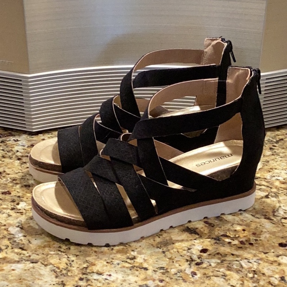 Maurices Cheney sandsls
